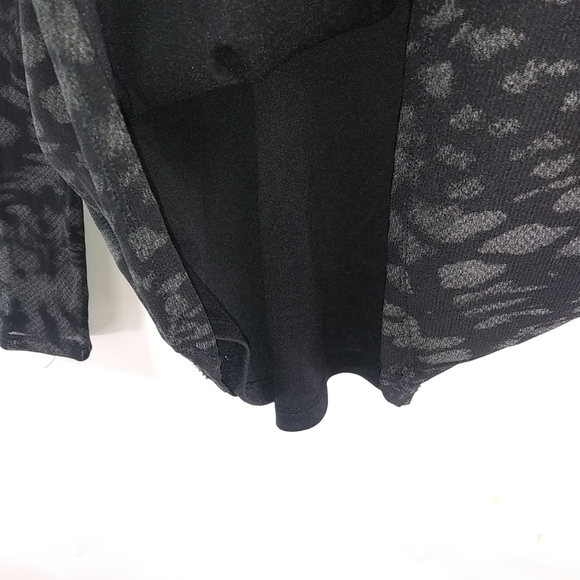 Bisou Bisou XL Black On Black Top Plus - Picture 5 of 7